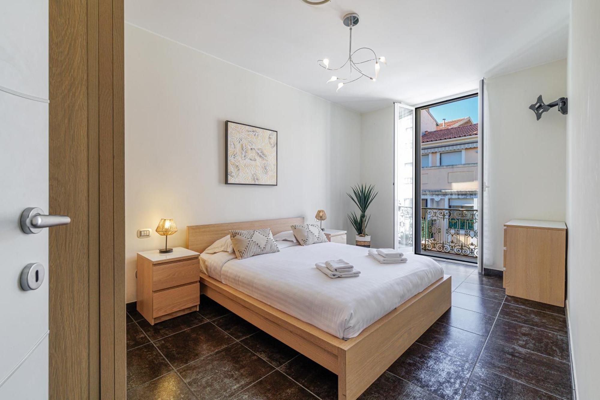 Le Saint Charles-Parking-Climatisation-Centre Ville 멍똥 외부 사진